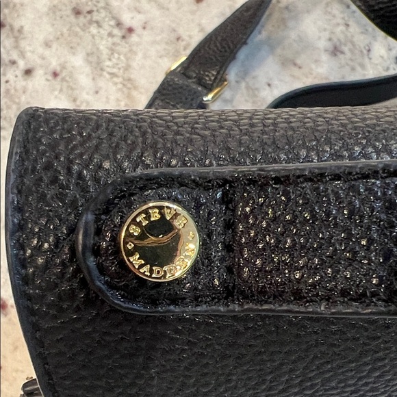 Steve Madden Black Textured Bag with Gold Accents - Picture 3 of 6